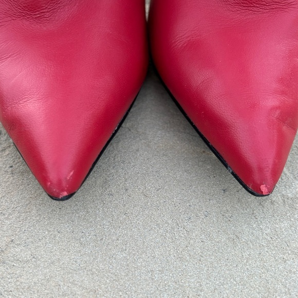 Steve Madden Red Ankle Boots with Black and White Stripes - Picture 12 of 14